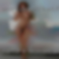 Mature woman seeking cuckold